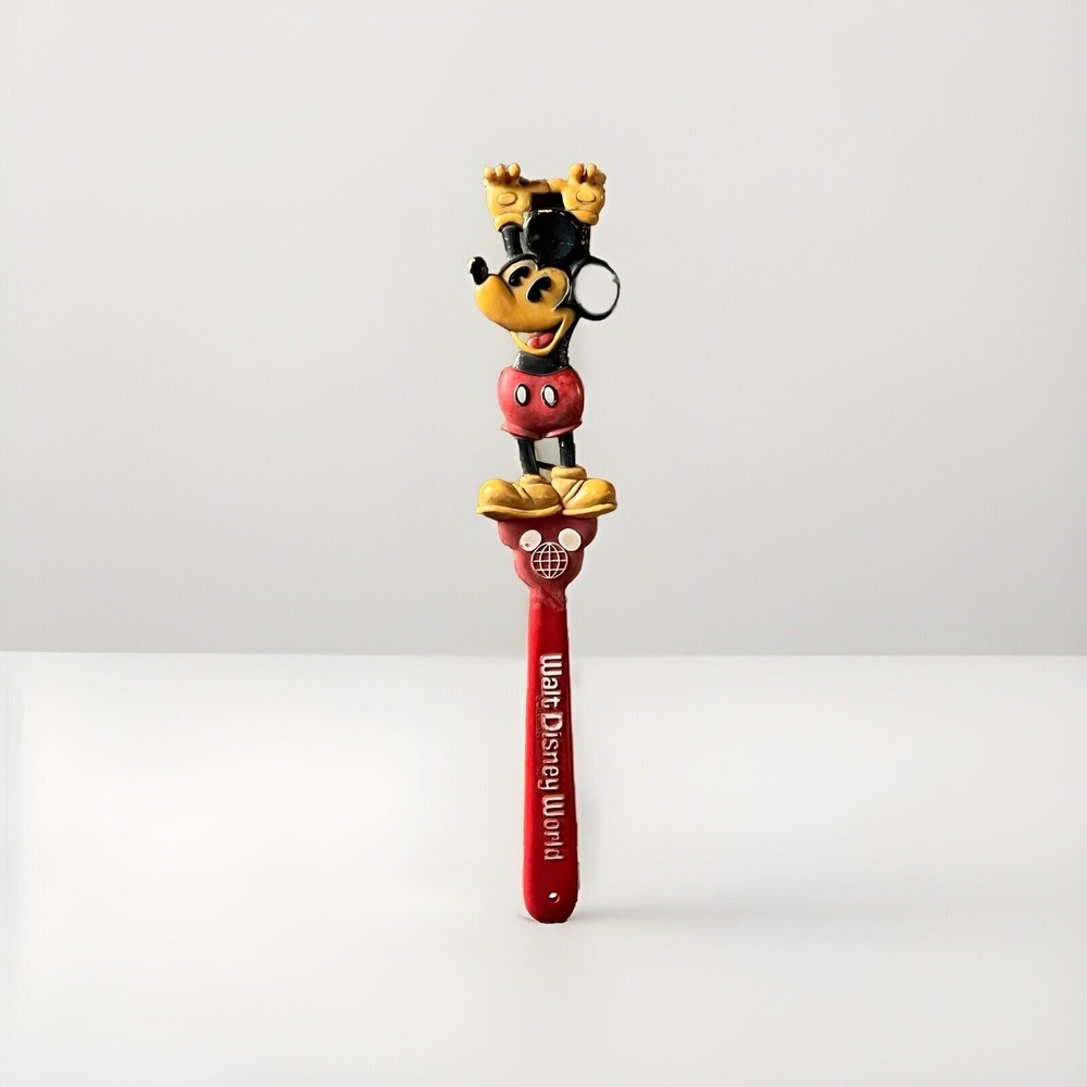 Vtg Walt Disney World Mickley‎ Mouse Back Scratcher 15.5" Hard Plastic